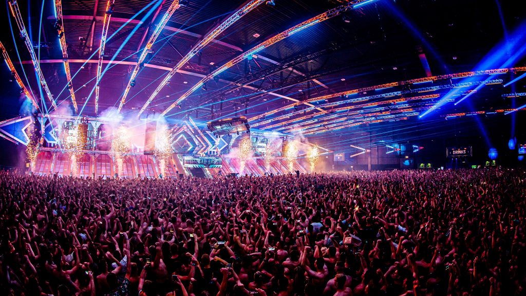 DAYWALKER - SUPREMACY BECOMES DAYTIME EVENT - Hardstyle Mag