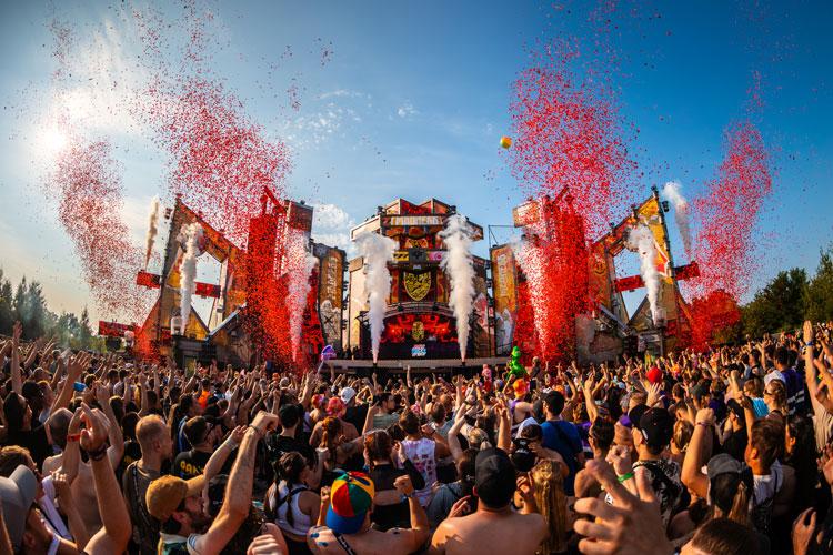 Mainstage of Into The Madness 2024